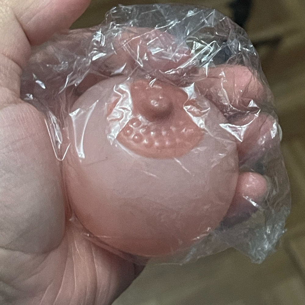 SPLAT BOOB π - Picture 6 of 6